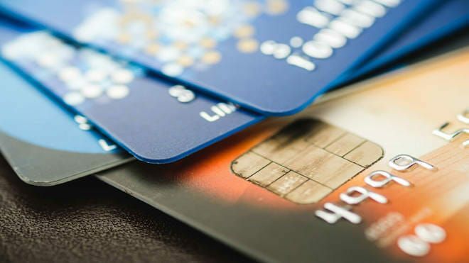 Cómo obtener una tarjeta de crédito comercial