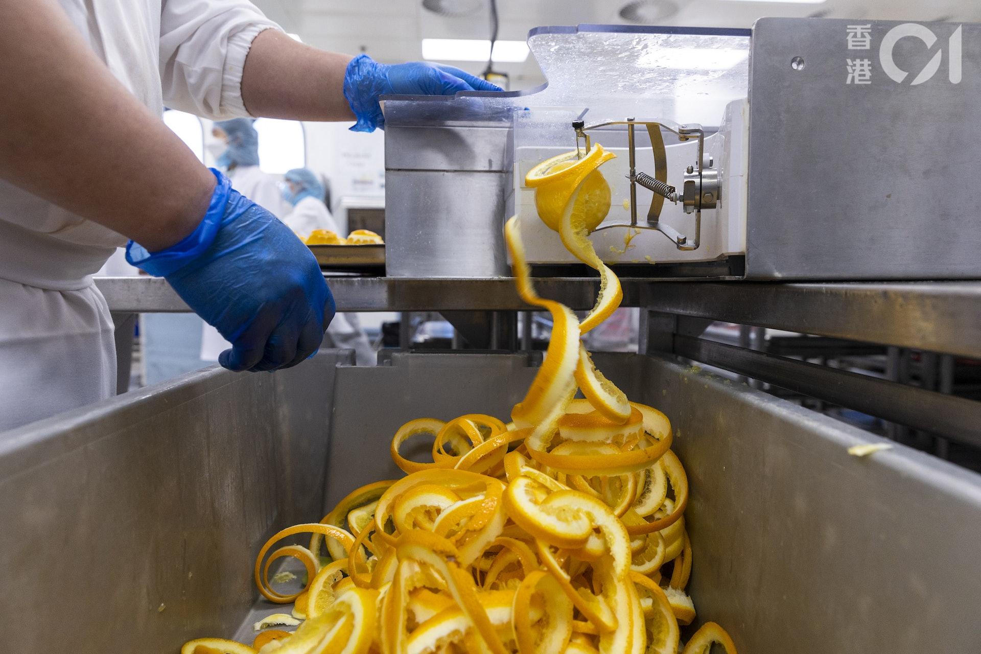 Separación de cáscaras de cítricos como parte de la economía circular en la industria alimentaria