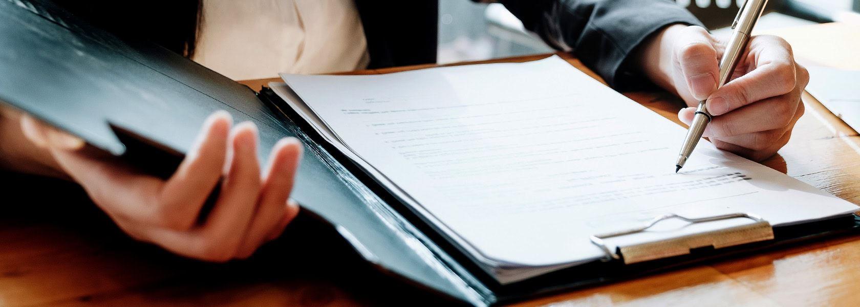 evisión de documentos para la formalización y gestión de proveedores